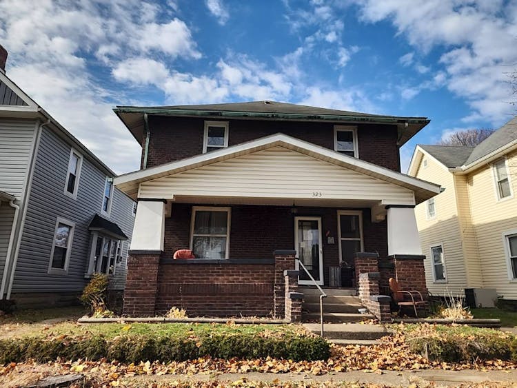 323 South 9th Street Coshocton, OH 43812, Coshocton County