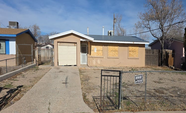 5941 Eucariz Ave SW Albuquerque, NM 87121, Bernalillo County