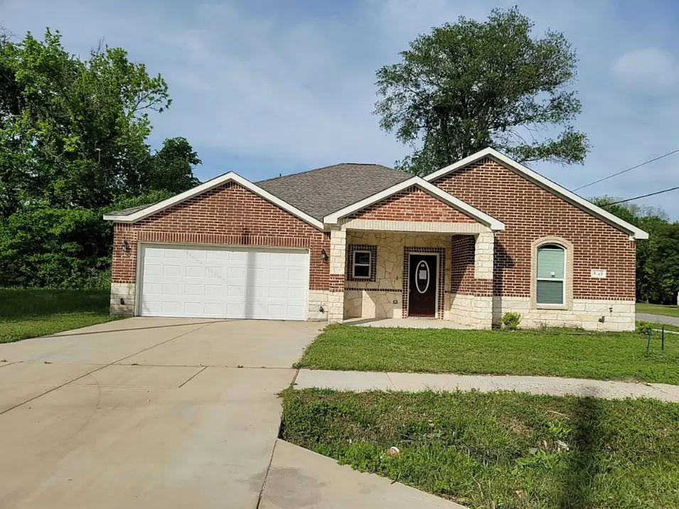 101 Boone St Terrell, TX 75160, Kaufman County