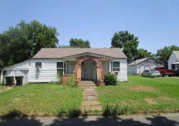 2912 Court St Muskogee, OK 74401, Muskogee County