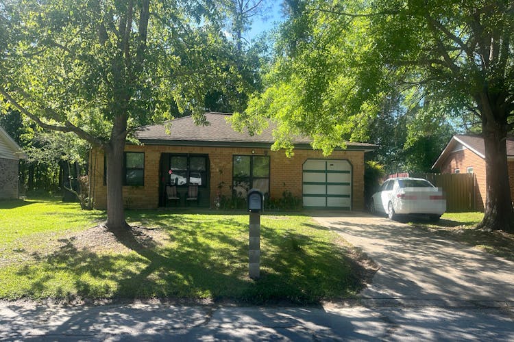 5688 Picadilly Circus St Gautier, MS 39553, Jackson County