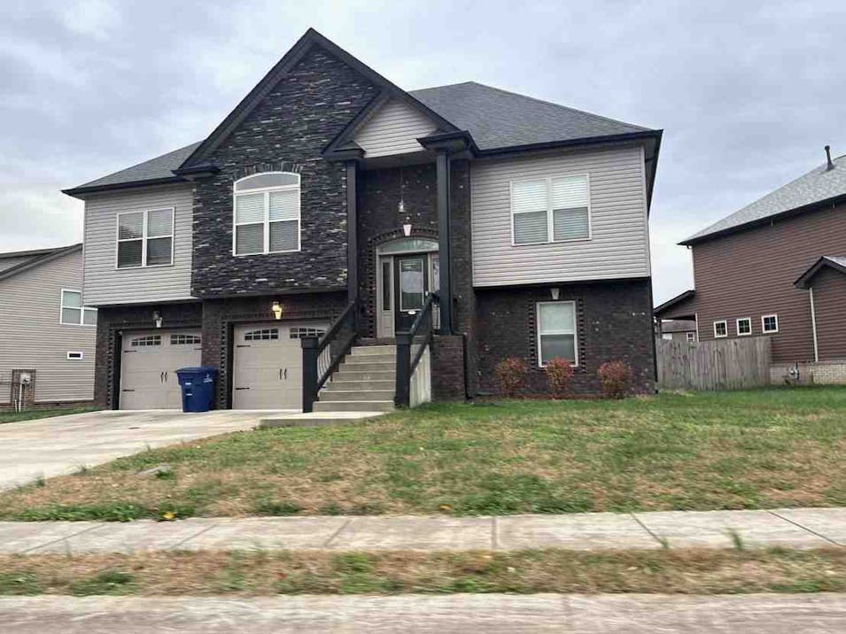 1283 Golden Eagle Way Clarksville, TN 37040, Montgomery County