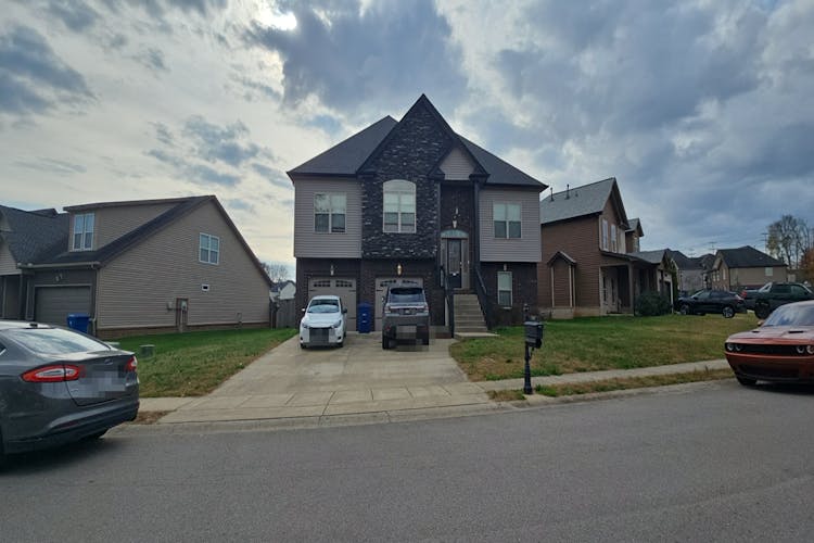 1283 Golden Eagle Way Clarksville, TN 37040, Montgomery County