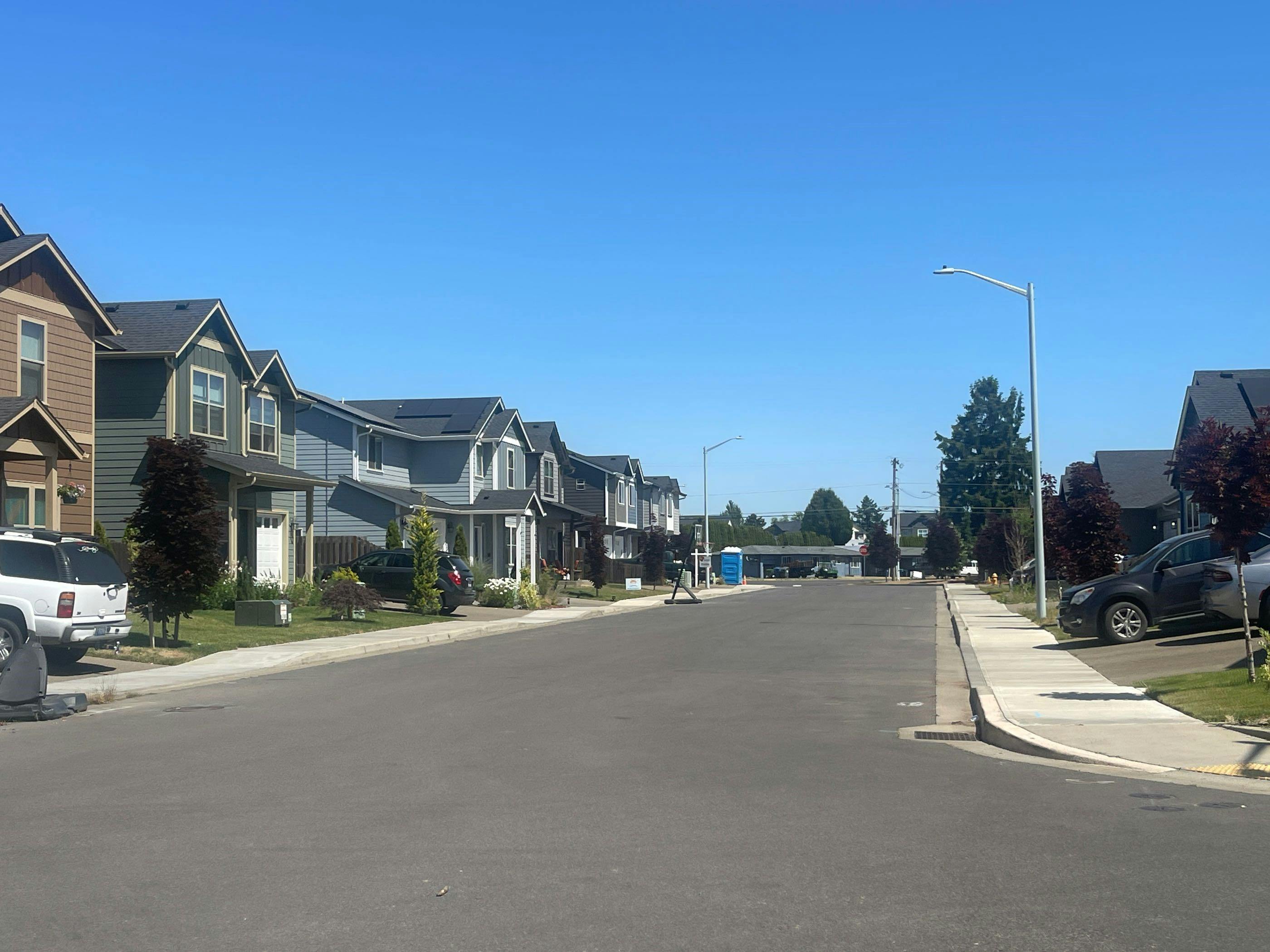 Kennedy St, Woodburn, OR 97071
