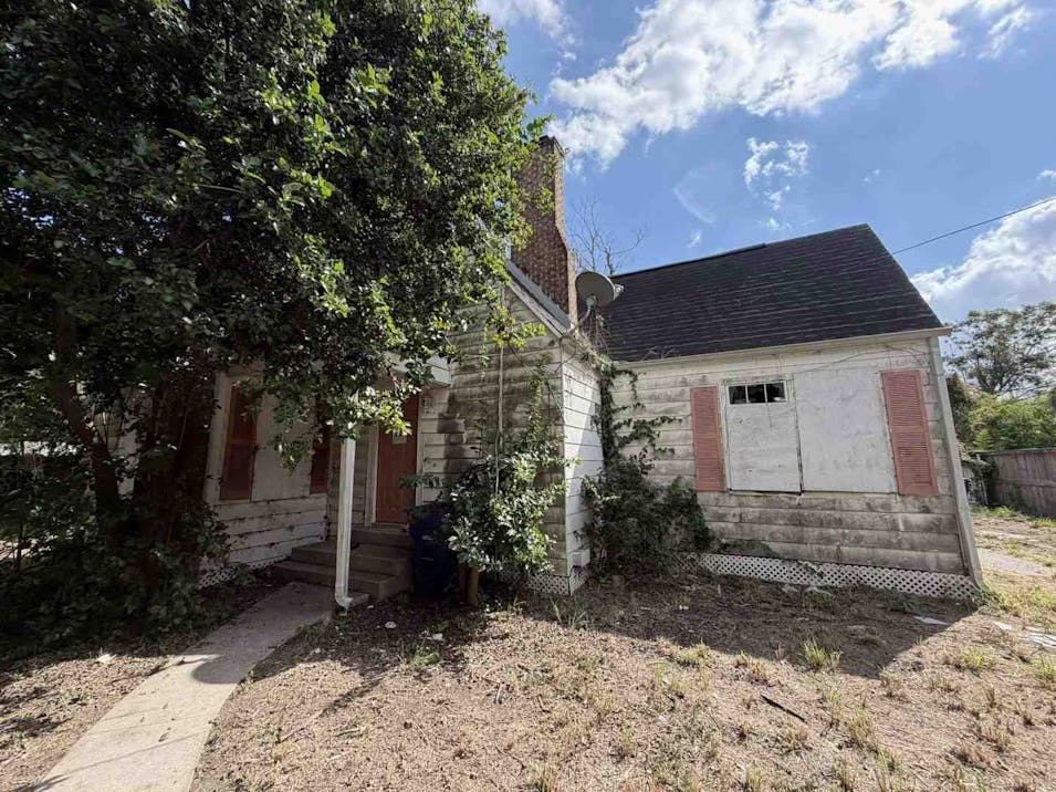 5895 Hall Ave Corpus Christi, TX 78408, Nueces County