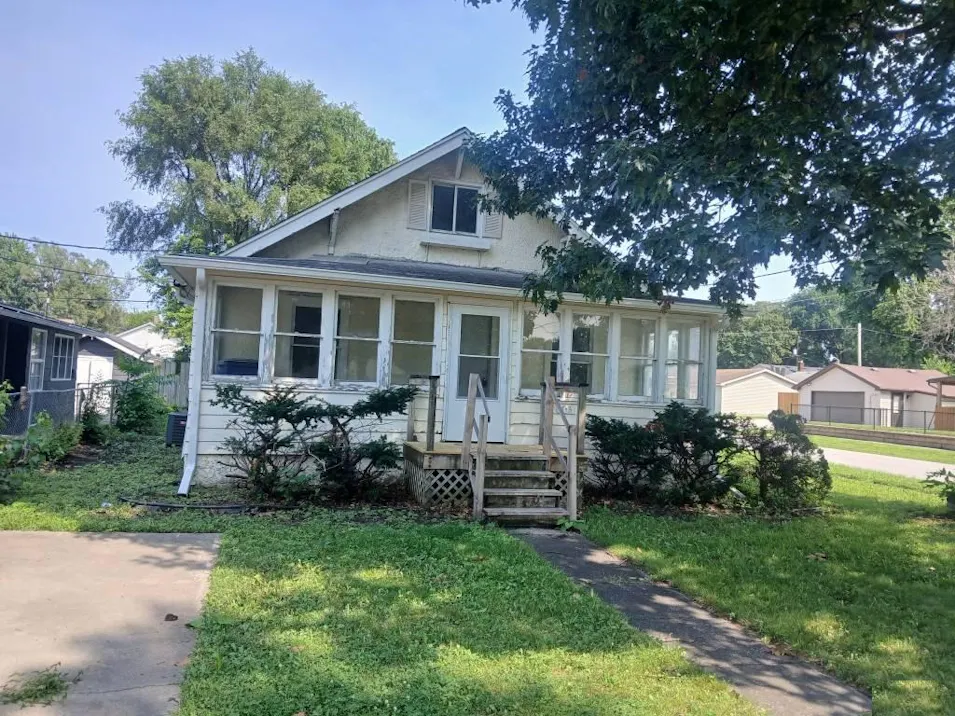 1601 E 22nd St Des Moines, IA 50317, Polk County