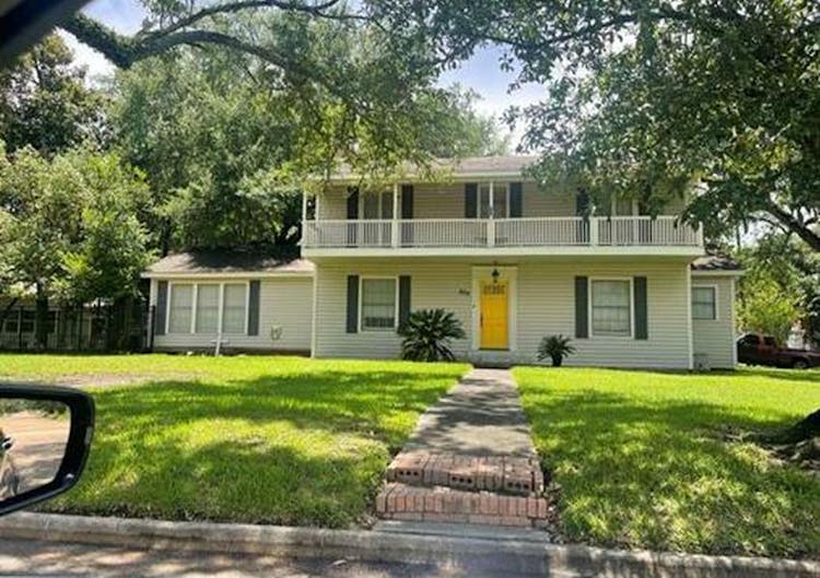 809 14th St Orange, TX 77630, Orange County