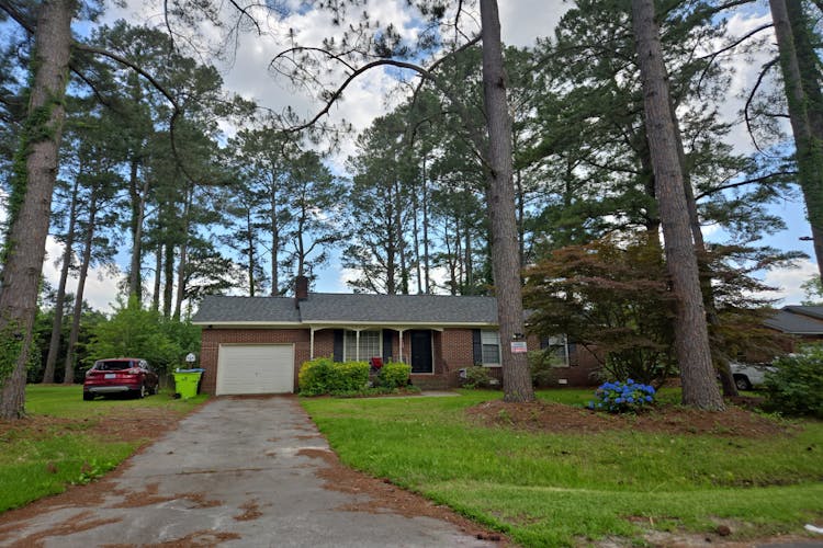 2346 Springhill Rd Greenville, NC 27858, Pitt County