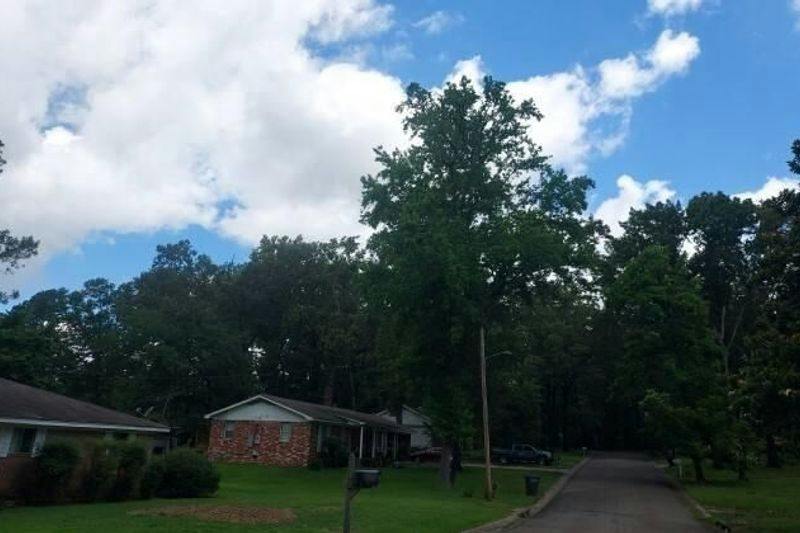 Dogwood Dr, Jacksonville, AR 72076
