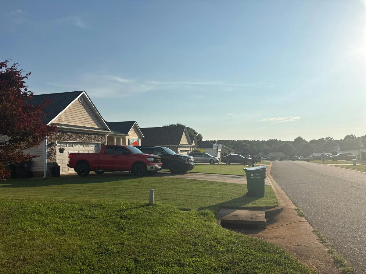Summer Lady Ln, Boiling Springs, SC 29316
