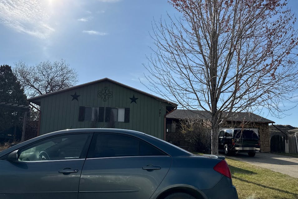 727 Windham Sq Glendive, MT 59330, Dawson County