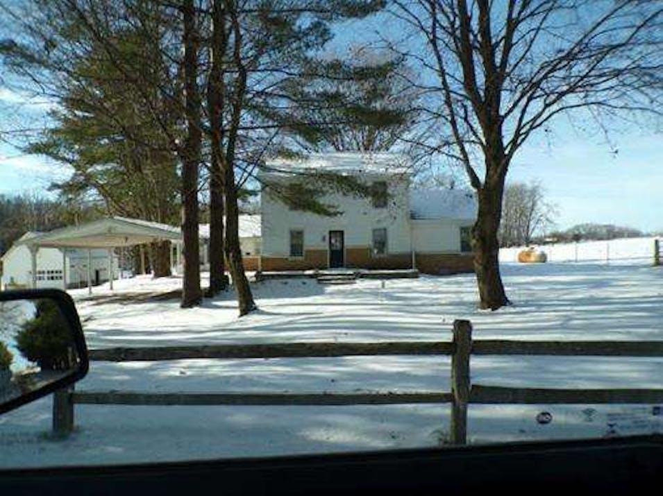 1175 S 450 E Pierceton, IN 46562, Kosciusko County