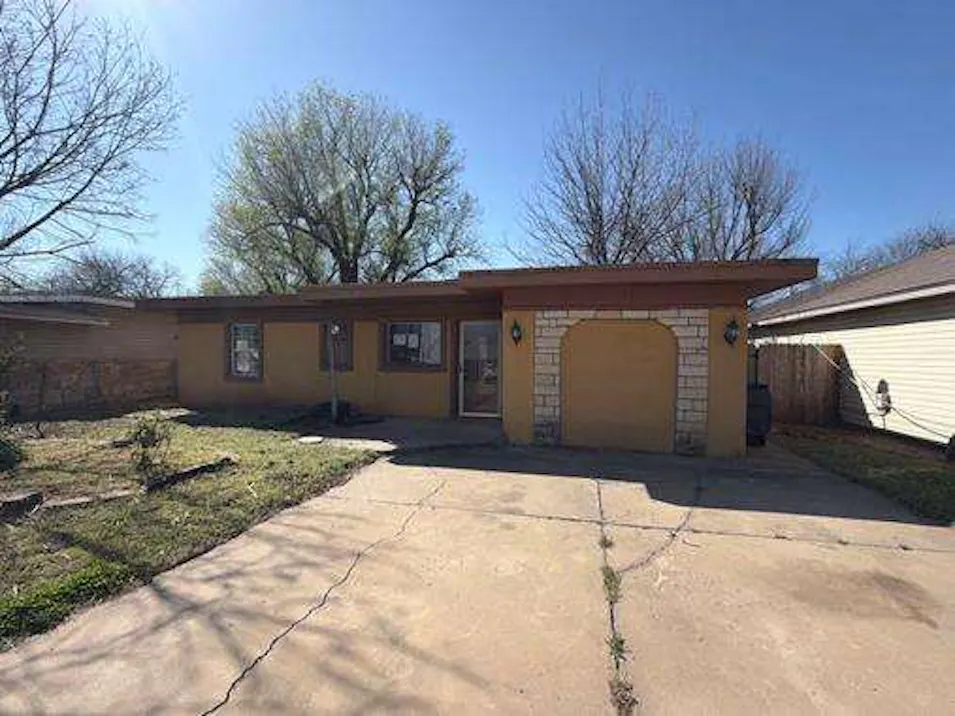 6016 NW 56th Street Warr Acres, OK 73122, Oklahoma County