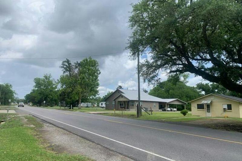 Bridge Street Hwy, Saint Martinville, LA 70582