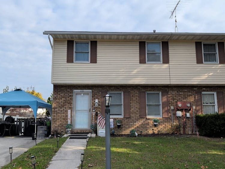 634 Fulton St Hanover, PA 17331, York County
