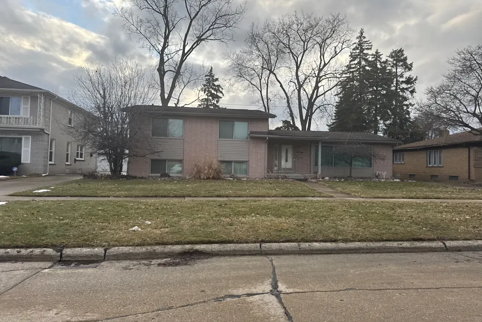 24711 Seneca Street Oak Park, MI 48237, Oakland County