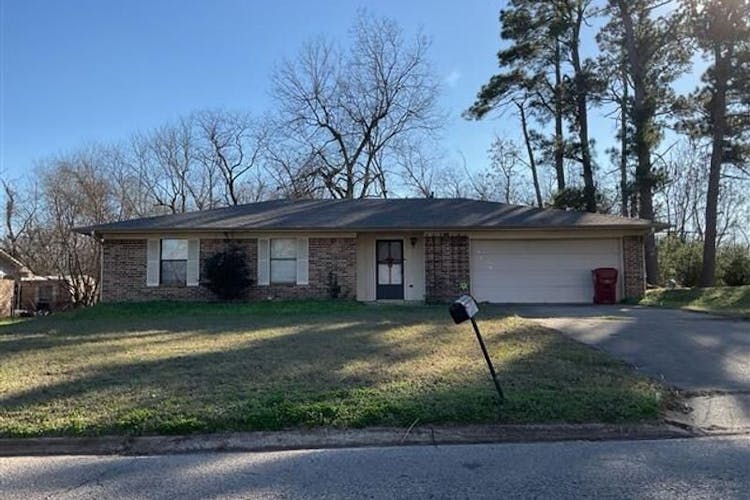 105 W Rutherford Street Mount Vernon, TX 75457, Franklin County