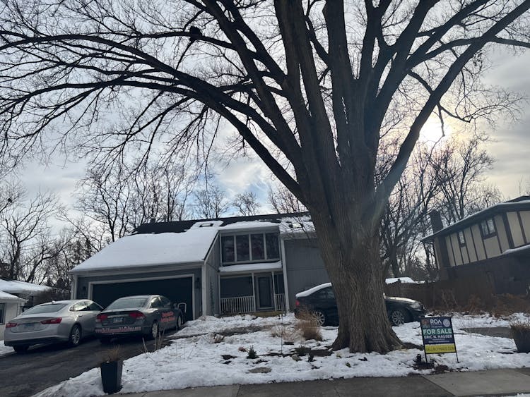 365 61st St Willowbrook, IL 60527, Dupage County