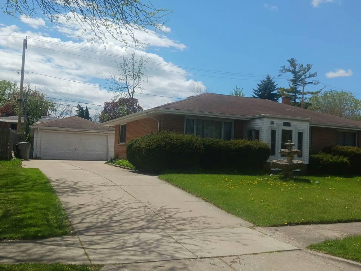 Kiehnau Ave, Milwaukee, WI 53224