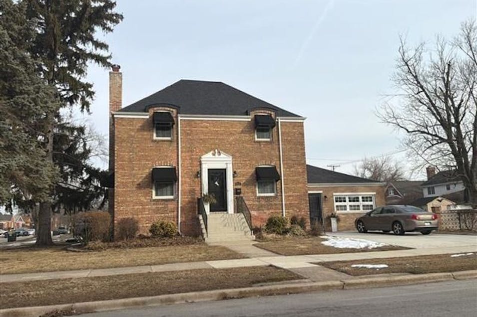 9757 South Ridgeway Avenue Evergreen Park, IL 60805, Cook County