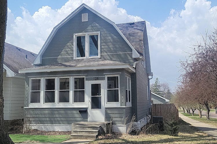 1128 N 5th St Mankato, MN 56001, Blue Earth County