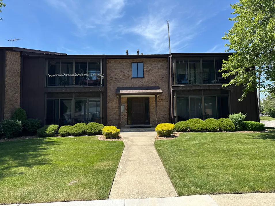 17630 71st Ct Tinley Park, IL 60477, Cook County
