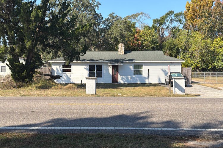 13619 Hicks Rd Hudson, FL 34669, Pasco County