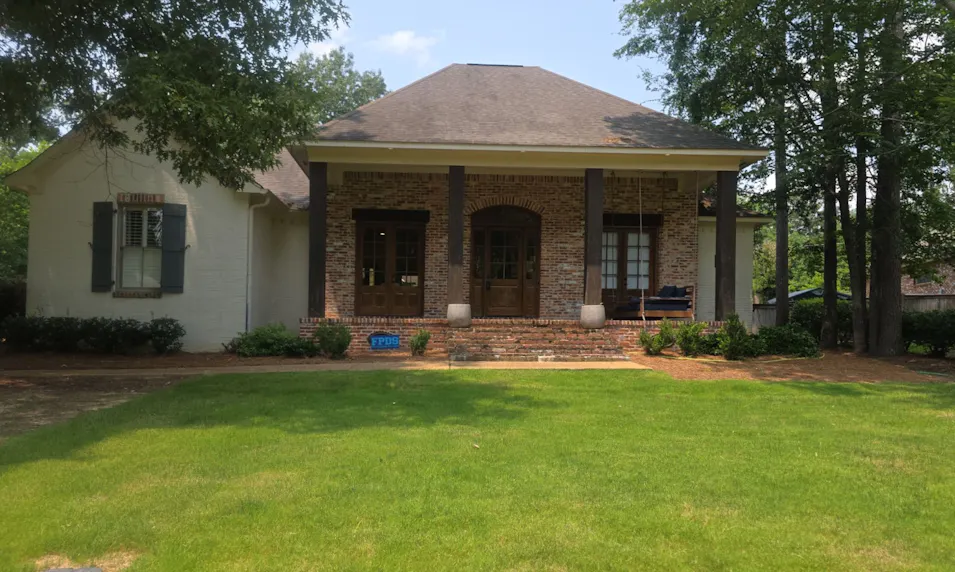 125 Knightsbridge Dr Madison, MS 39110, Madison County