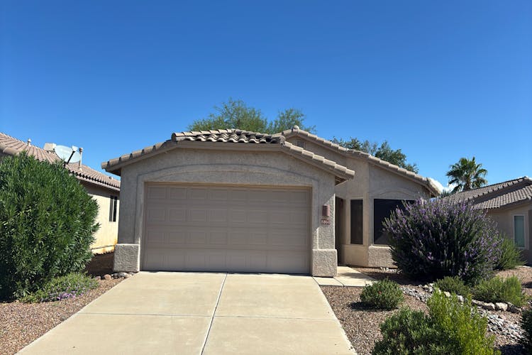 8860 N Palo Verde Blfs Pl Tucson, AZ 85742, Pima County