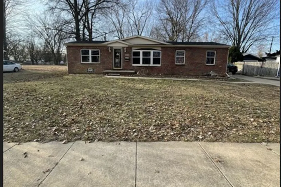 24419 Haskell St Taylor, MI 48180, Wayne County