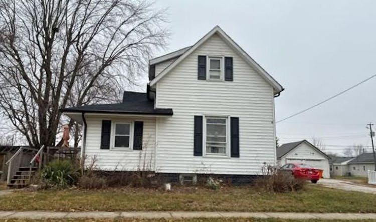 203 E Lyons St Swayzee, IN 46986, Grant County