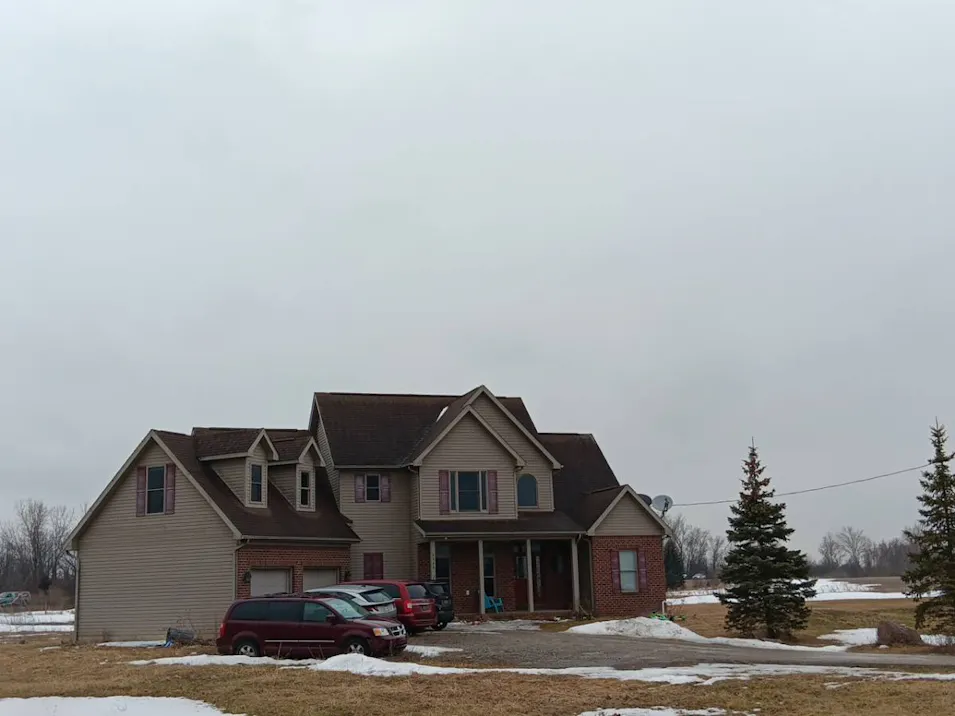 9588 E Goodall Rd Durand, MI 48429-9737, Shiawassee County