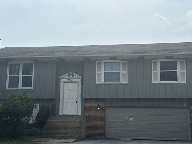 7223 W Matthews Dr Frankfort, IL 60423, Will County