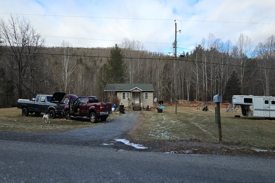 11955 Little Creek Hwy Bland, VA 24084, Bland County