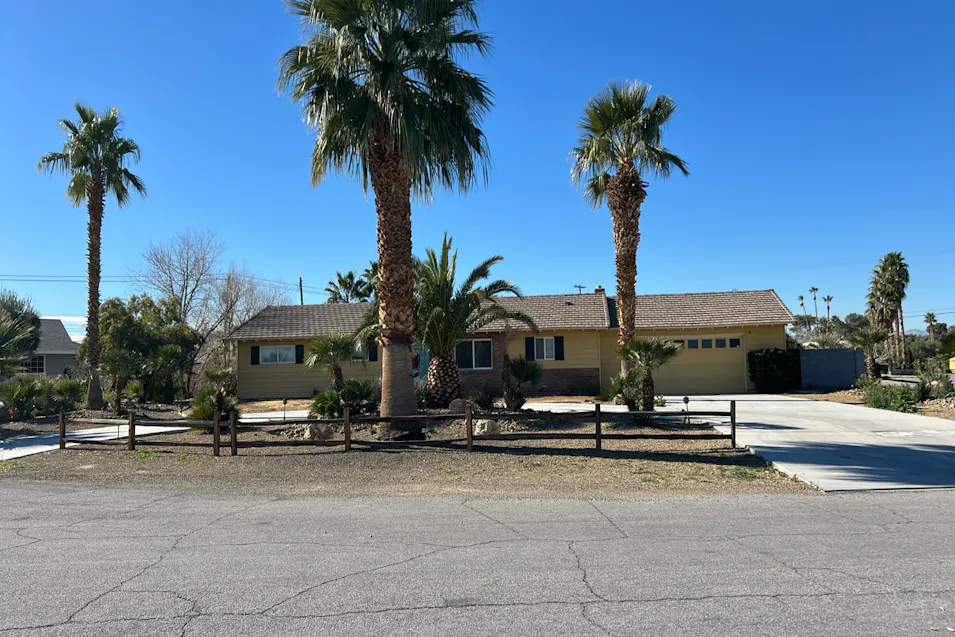 4669 Saddle Place Las Vegas, NV 89119, Clark County