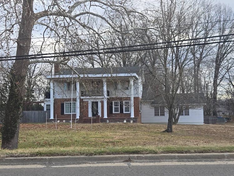 632 N Pershing St Energy, IL 62933, Williamson County