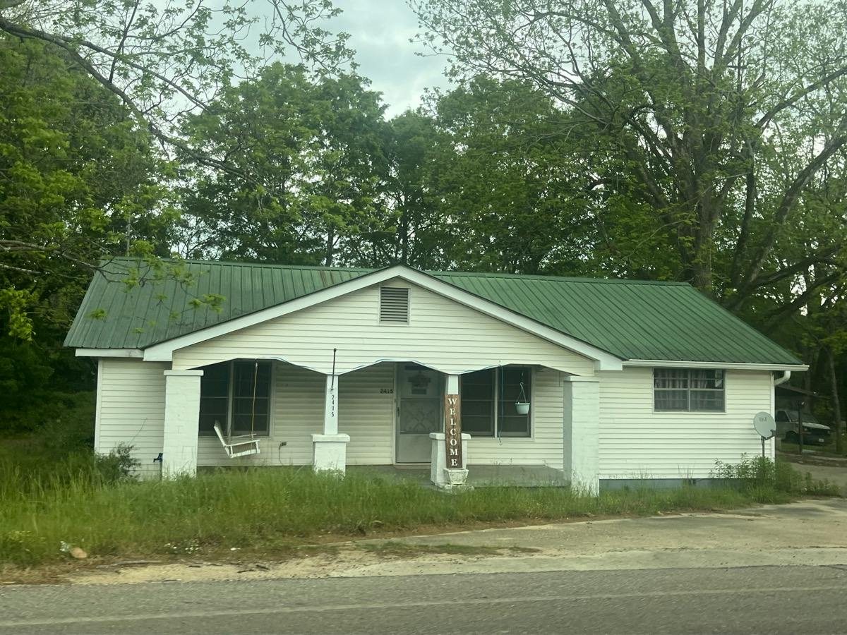 County Road 28 , Clanton, AL 35046