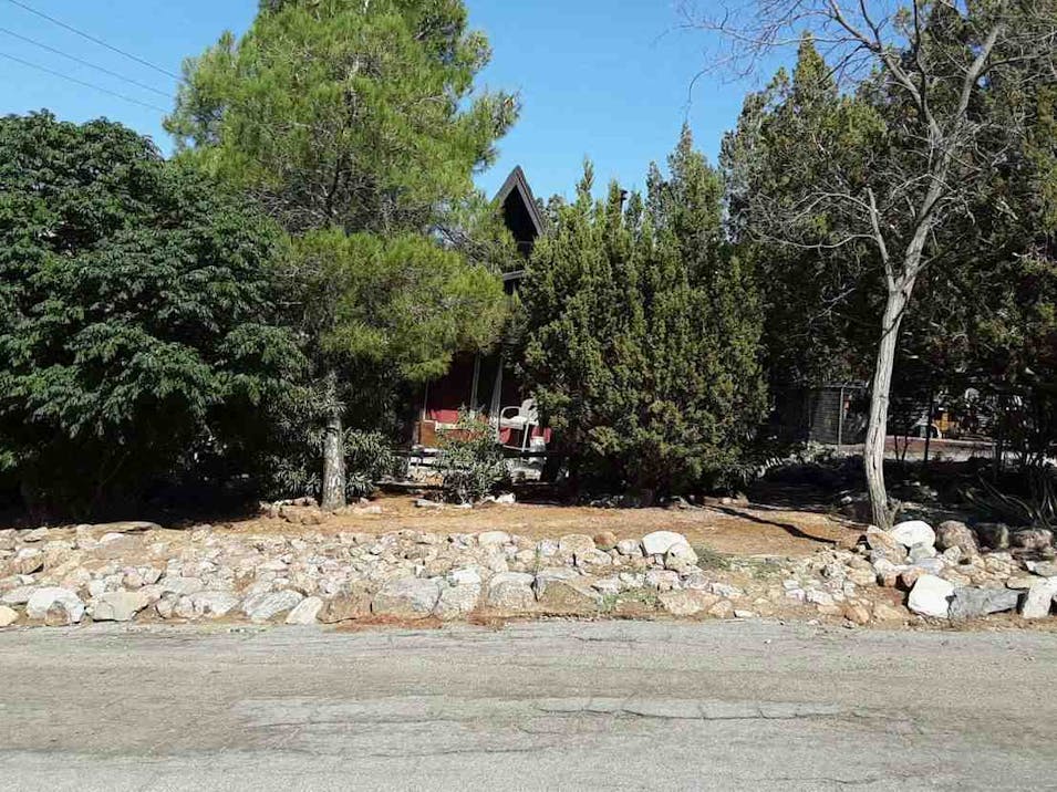 625 Sycamore St Bodfish, CA 93205, Kern County