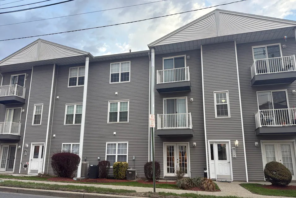 300 Schuyler Ave Kearny, NJ 07032, Hudson County