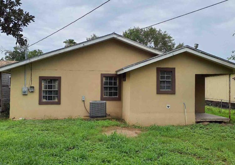 327 7th Avenue Elsa, TX 78543, Hidalgo County