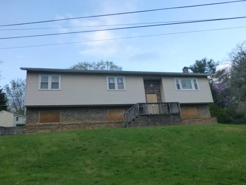 77 Scott Ave Coatesville, PA 19320, Chester County