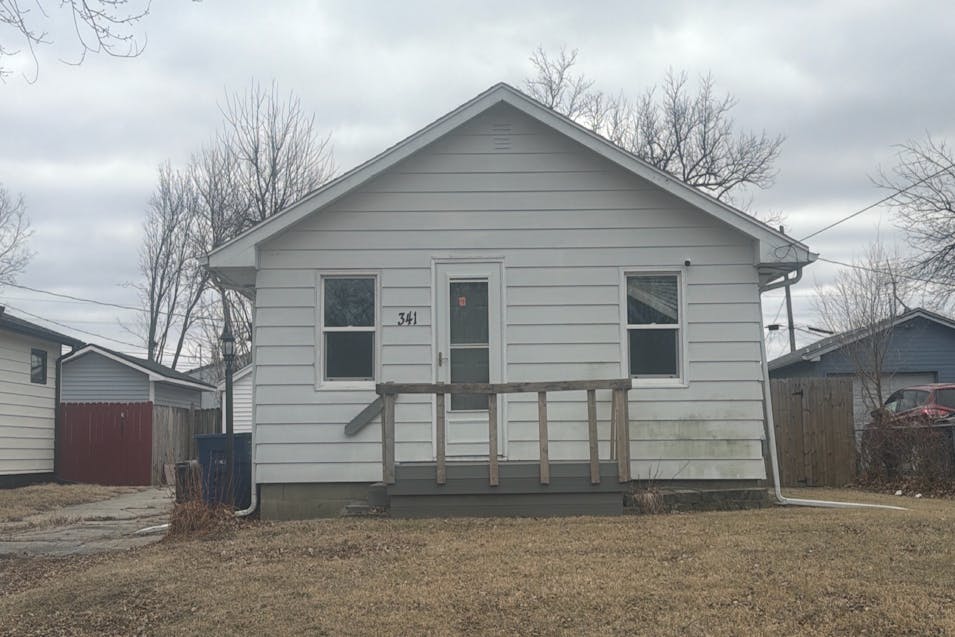 341 E Lally St Des Moines, IA 50315, Polk County