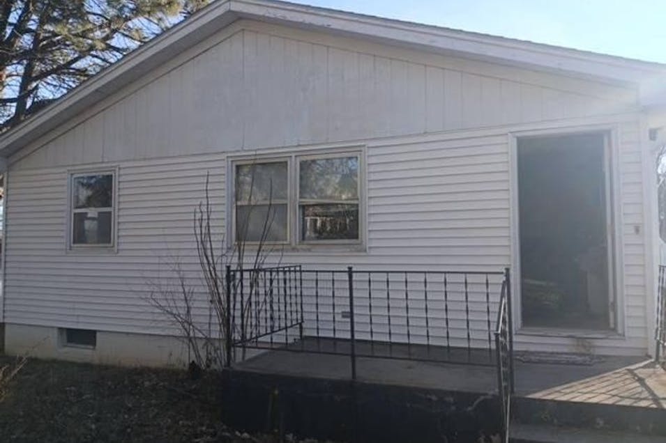 404 Main St Volin, SD 57072, Yankton County