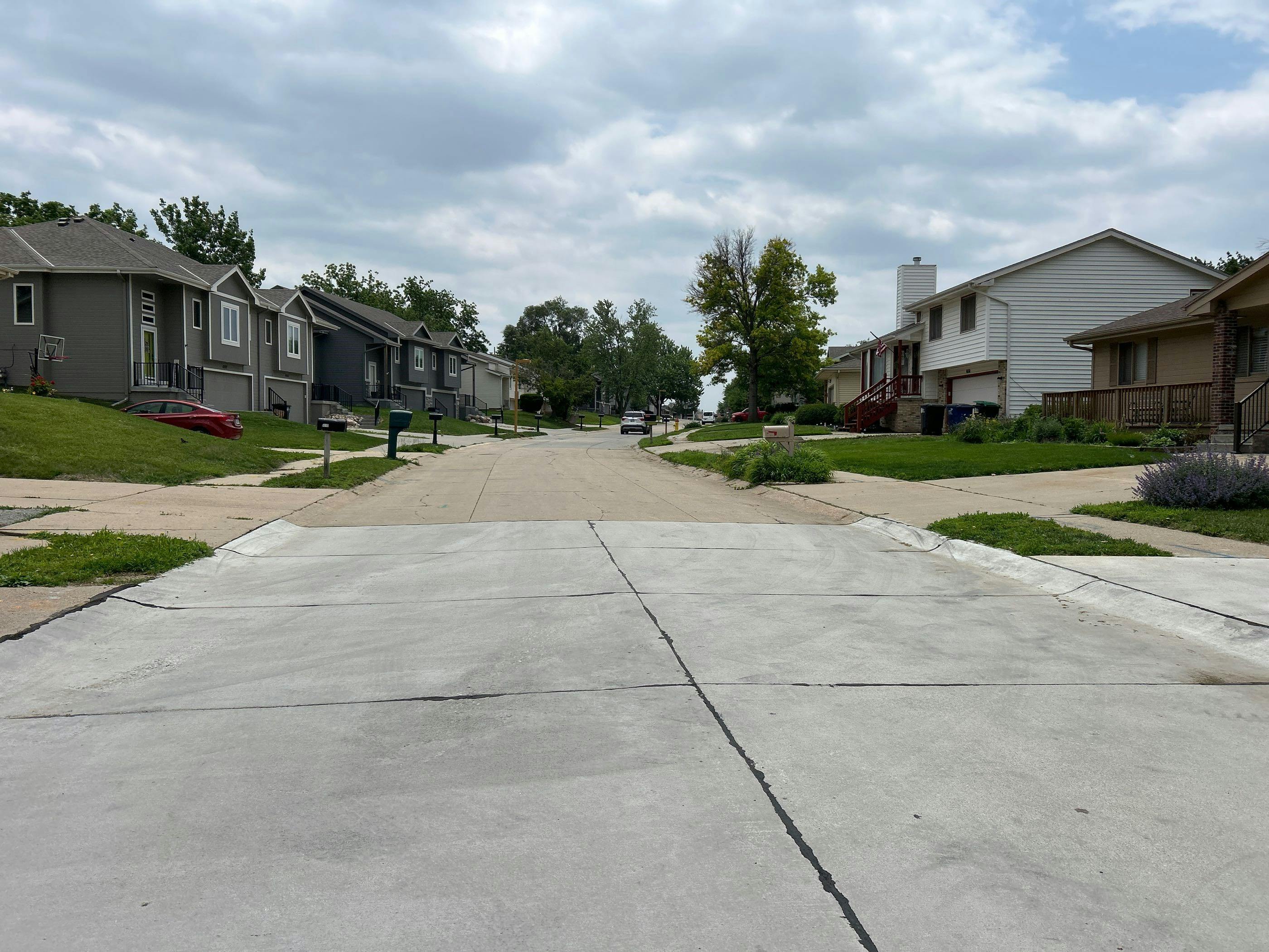 108th Avenue Cir, Omaha, NE 68164