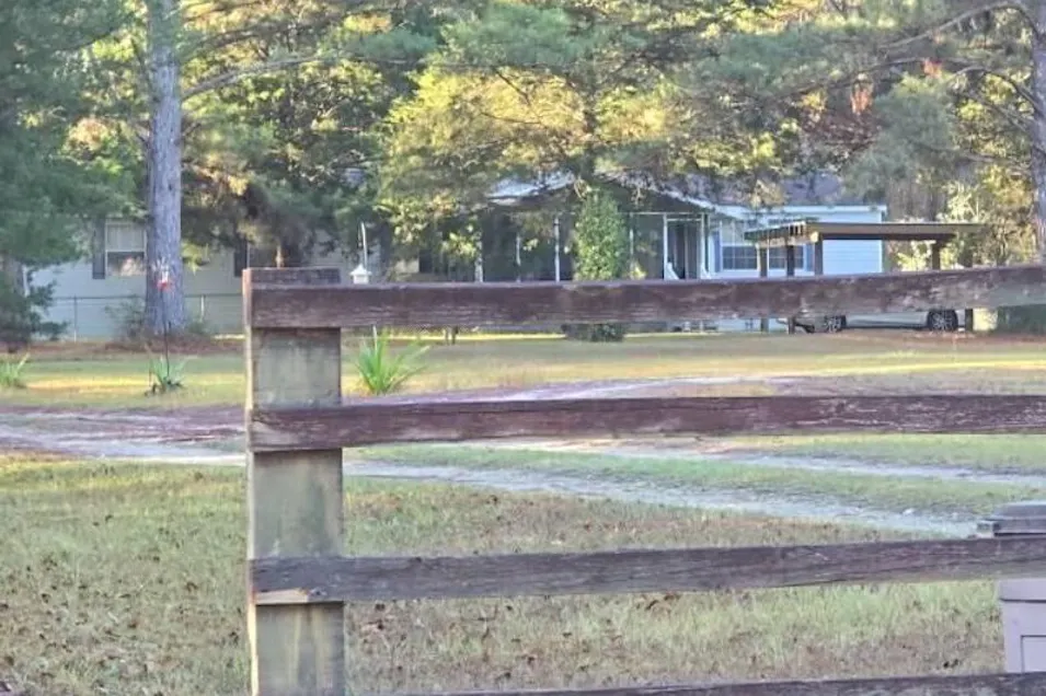 4571 Wilderness Road Vernon, FL 32462, Washington County