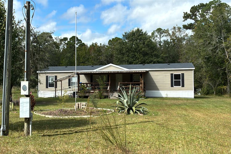 79 Melanie Ln Middleburg, FL 32068, Clay County