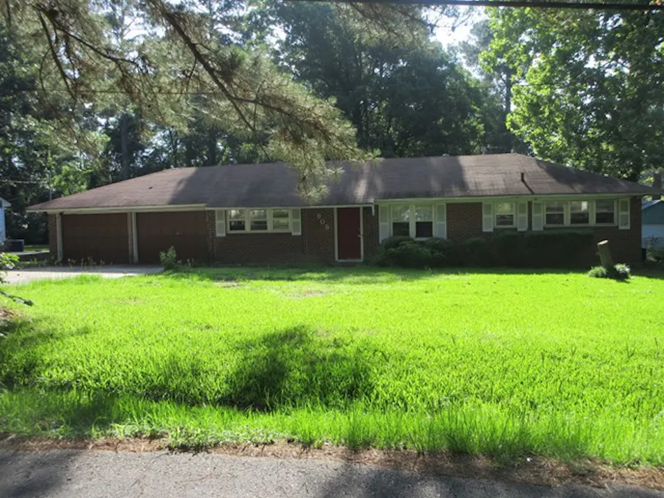 909 Wilton Pl Shreveport, LA 71107, Caddo Parish County