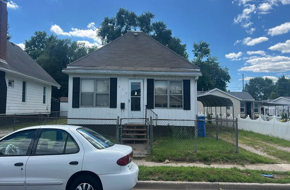 619 Bowman Ave East Alton, IL 62024, Madison County