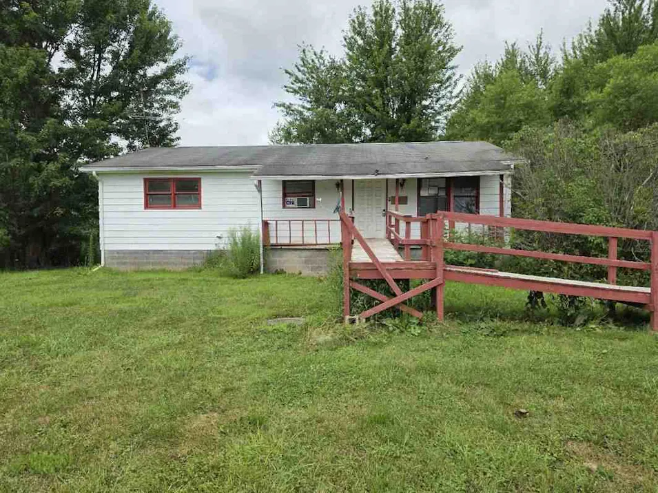 339 Clay Rd Jefferson, OH 44047, Ashtabula County