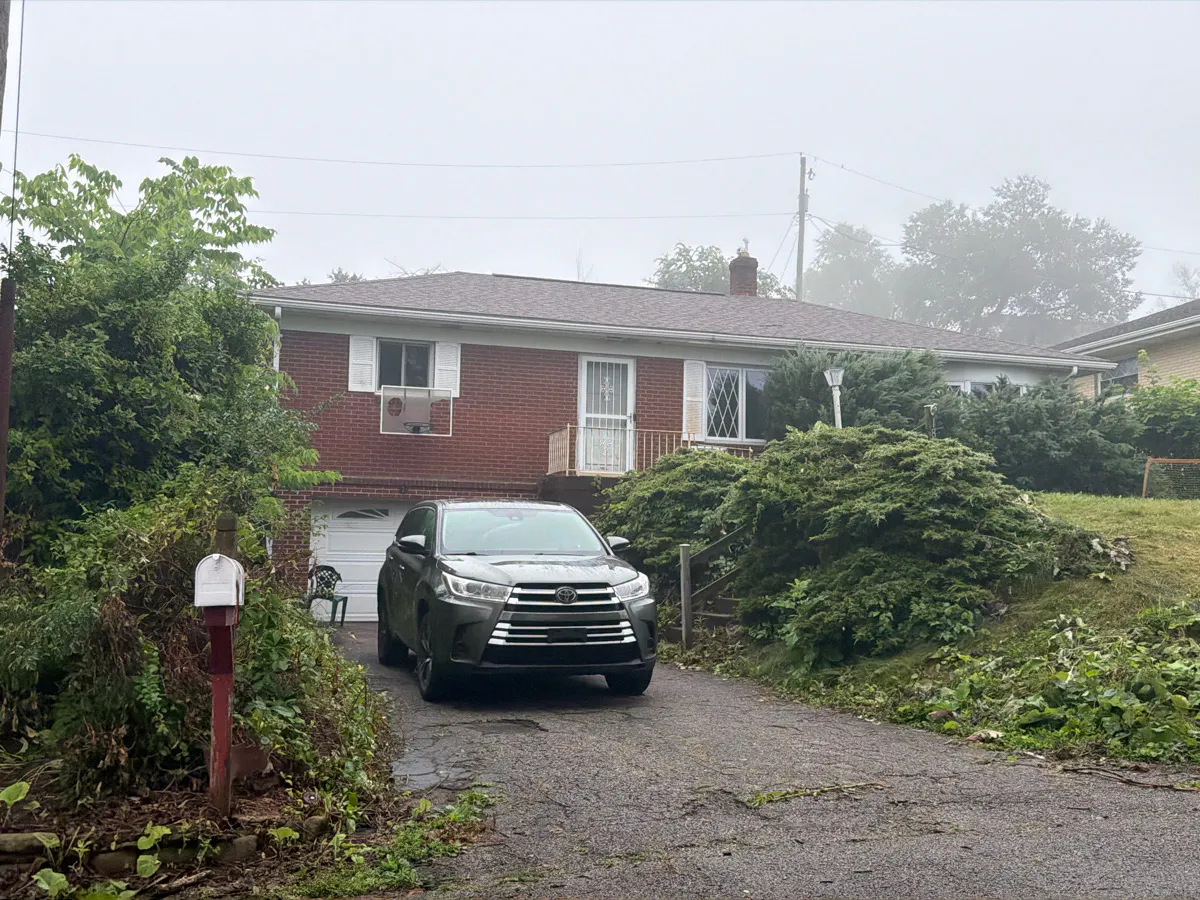 Pembroke Rd, Steubenville, OH 43953